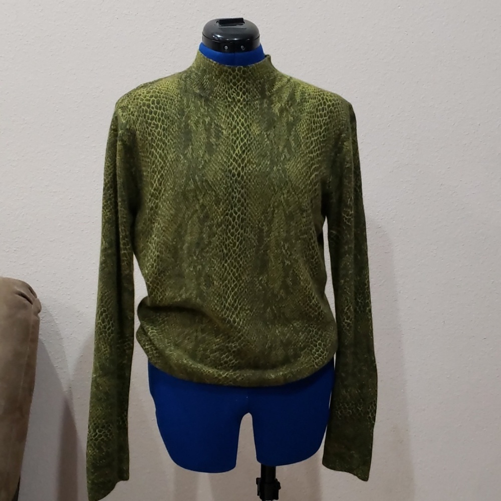 Dark green Snake print sweater